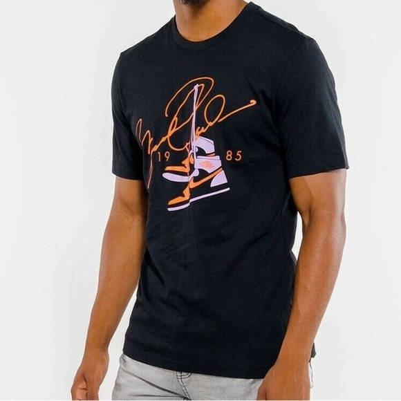 Jordan AJ85 Tee in Black - Picture 1 of 7